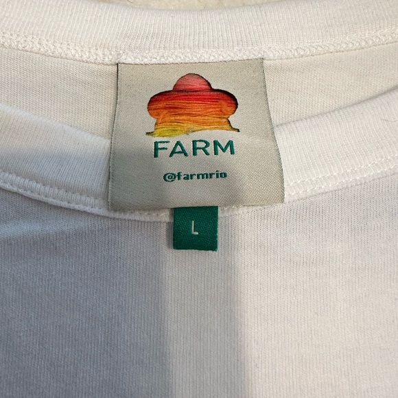 Cropped T-shirt - Picture 2 of 3